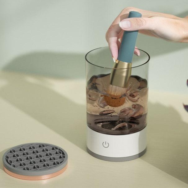 מנקה מברשות איפור אוטומטי | ג'סטה שופ | Jesta Shop