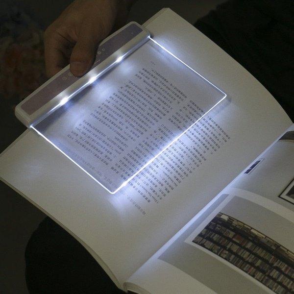 מנורת קריאה שטוחה לספר תאורת LED | ג'סטה שופ | JestaShop