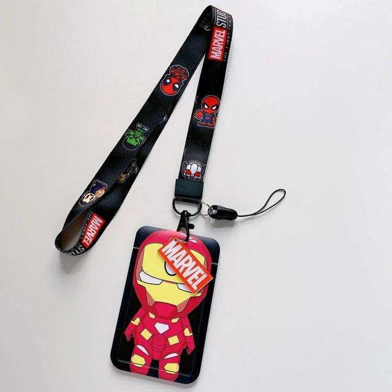 רצועת שרוך לצוואר מחזיק כרטיס עובד בעיצוב גיבורי על | ג'סטה שופ | Jesta Shop