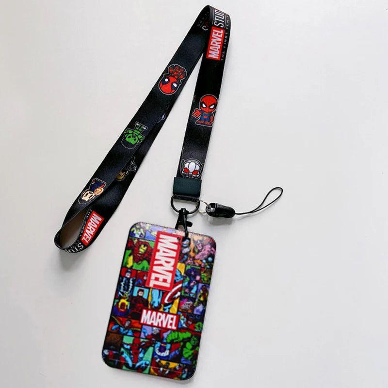 רצועת שרוך לצוואר מחזיק כרטיס עובד בעיצוב גיבורי על | ג'סטה שופ | Jesta Shop
