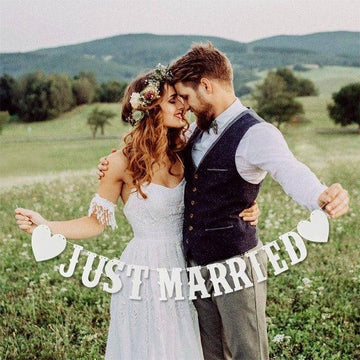 שלט חתן כלה Just Married | ג'סטה שופ | Jesta Shop