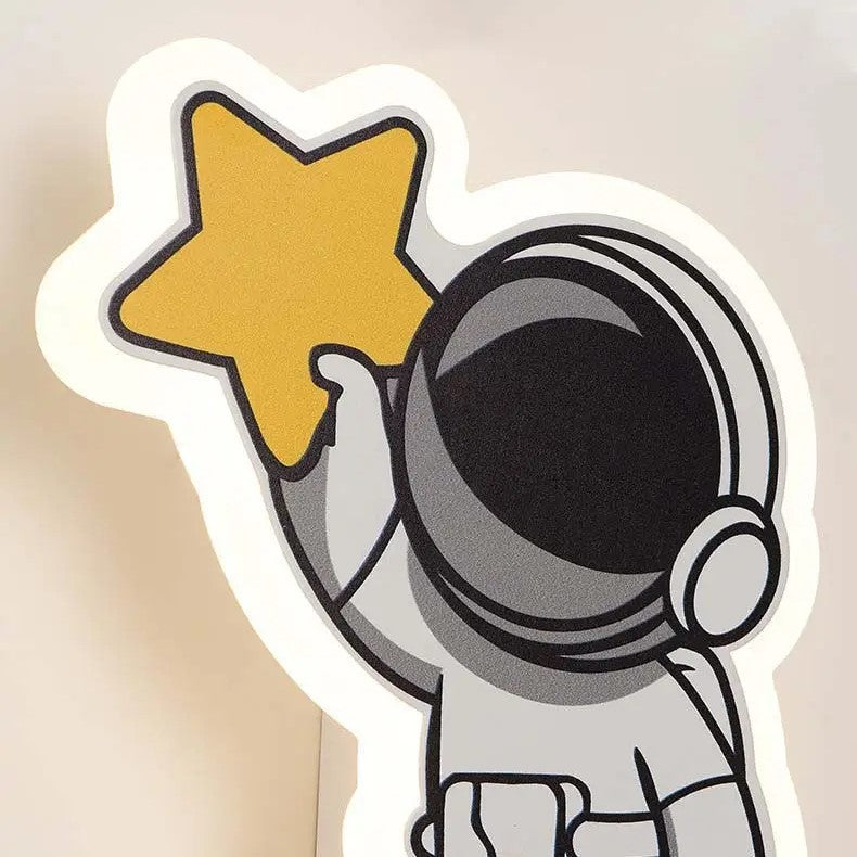 מנורת קיר לד צפה לחדר לילדים במגוון צורות | ג'סטה שופ | Jesta Shop