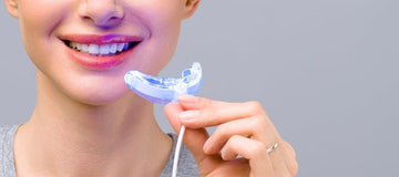 הסוד לחיוך לבן: למה כולם עוברים להלבנה ביתית? | ג'סטה שופ | Jesta Shop