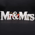 מעמד חתן כלה שלט MR&MRS | ג'סטה שופ | Jesta Shop