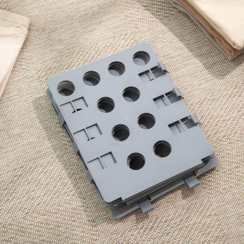 מגש לקיפול בגדים מהיר בקלות וביעילות | ג'סטה שופ | Jesta Shop