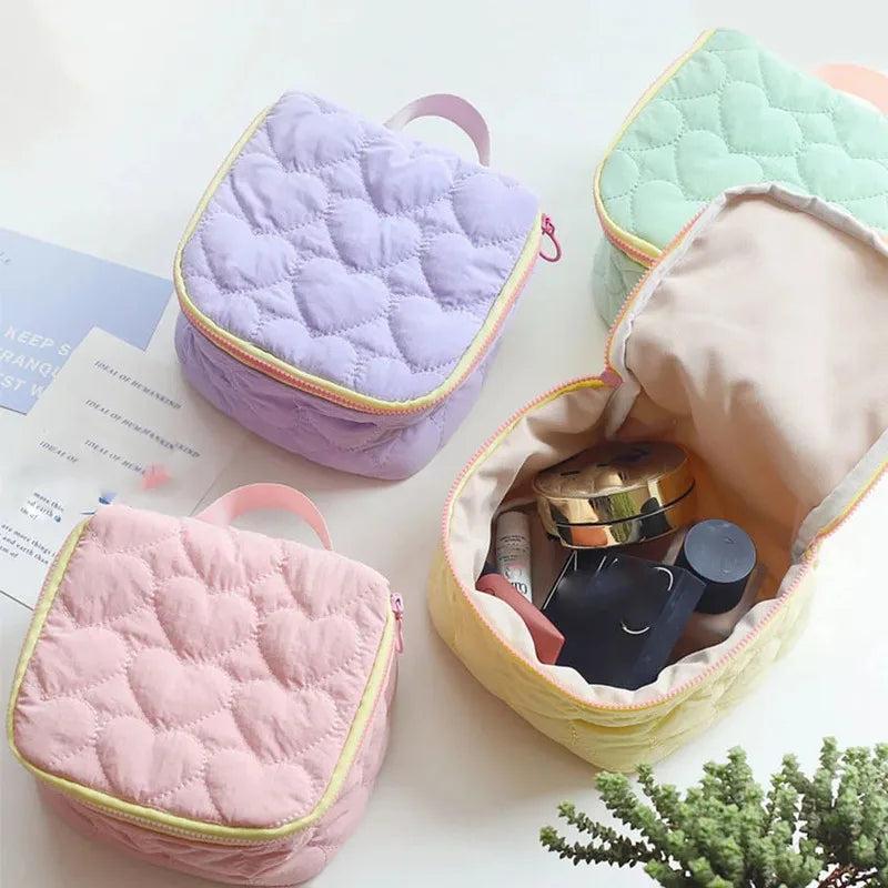 תיק איפור נייד לנסיעות במגוון צבעים | ג'סטה שופ | Jesta Shop