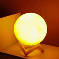 מנורת לילה דקורטיבית בצורת ירח תלת ממד | ג'סטה שופ | JestaShop