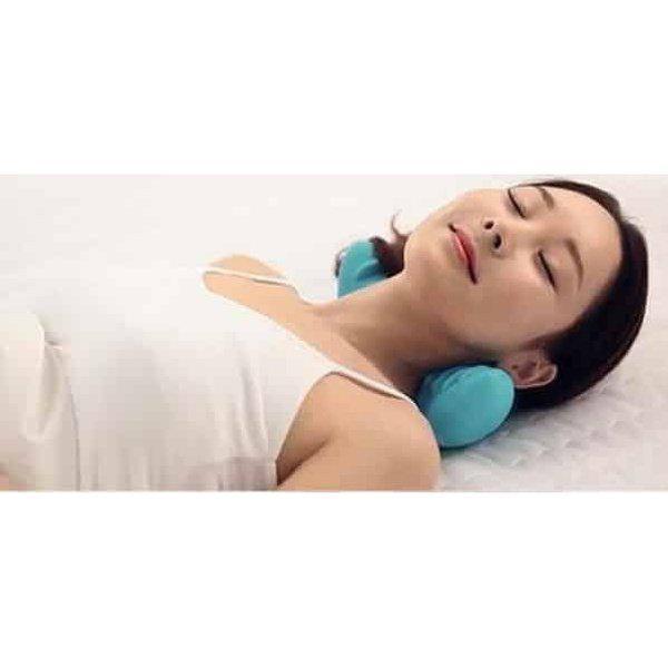 כרית עיסוי ייחודית לצוואר להקלה על כאבים | ג'סטה שופ | Jesta Shop